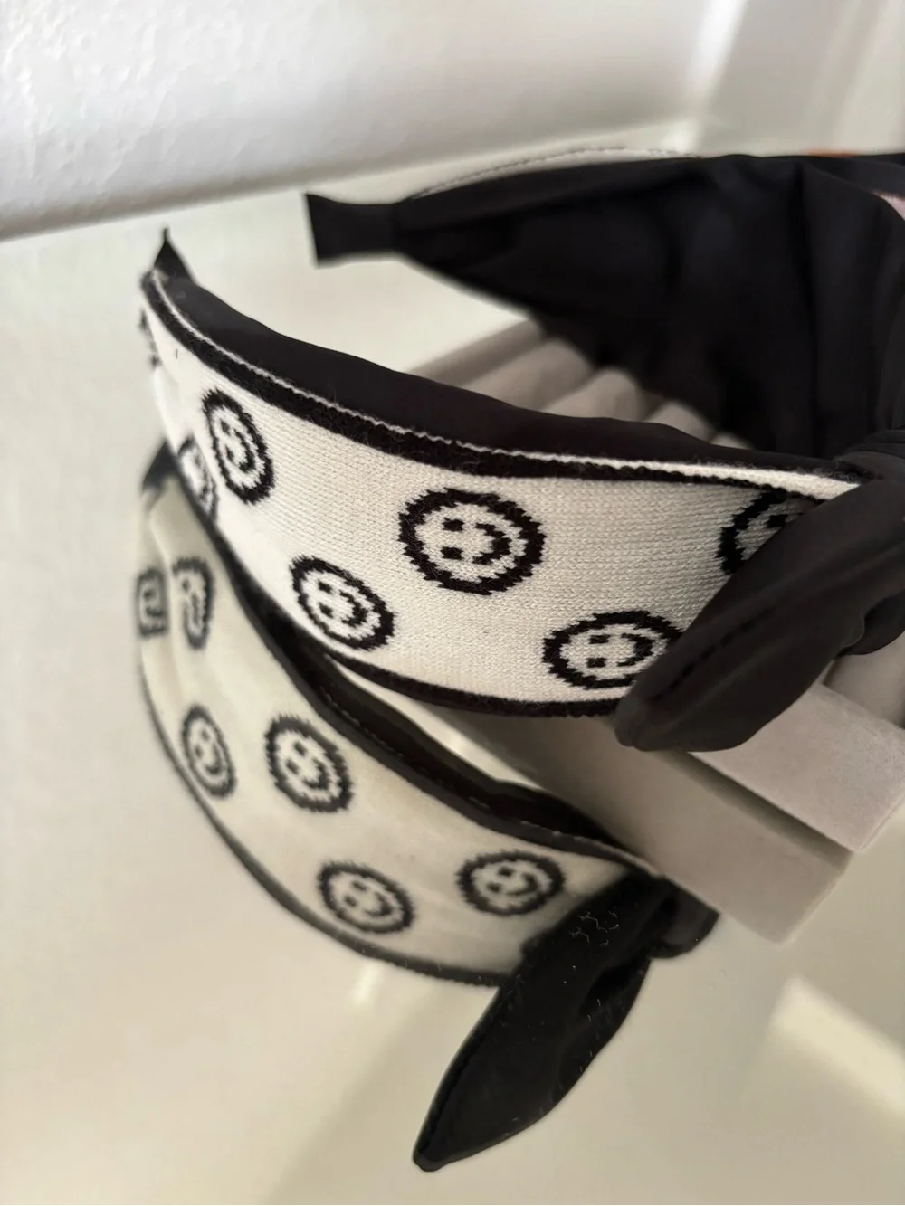 🖤😊 2 Smiley Face Bow Knot Headbands Set Trendy Cute Coquette NWT ✨